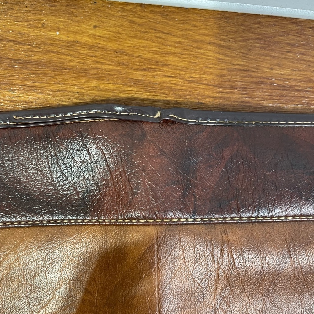 Brown Vintage Swank Vinyl Coin Holder/Multi-Use Buckle Wallet GUC - Picture 3 of 15